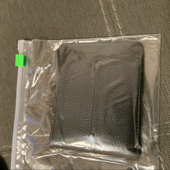 Penguin WALLET - Picture 1 of 3